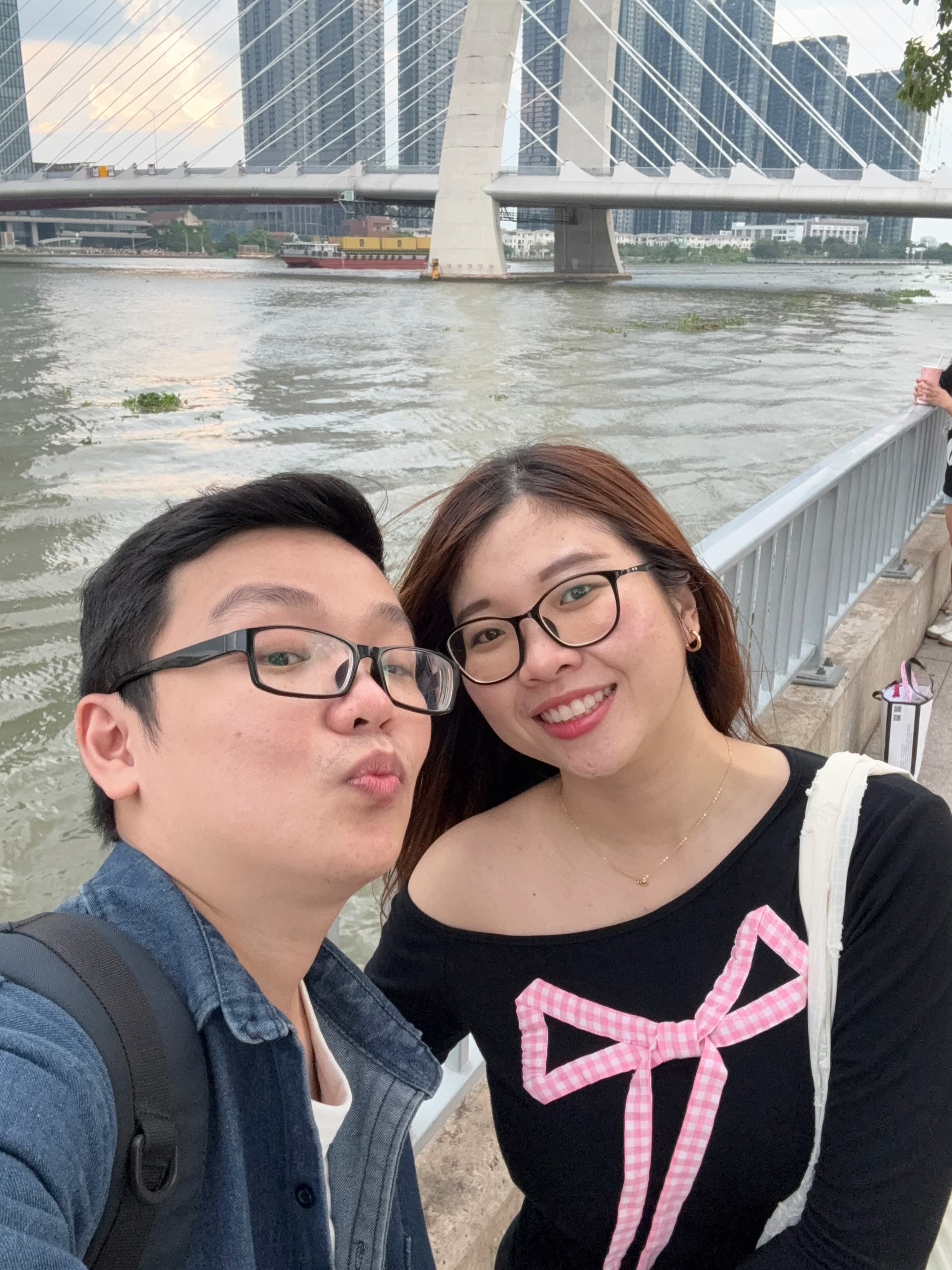 Tấm ảnh chung đầu tiên